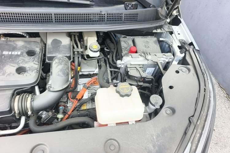 Used Buick GL8 New Energy 2025 Lu Shang Luxury Edition 7-Seater Engine Bay Left