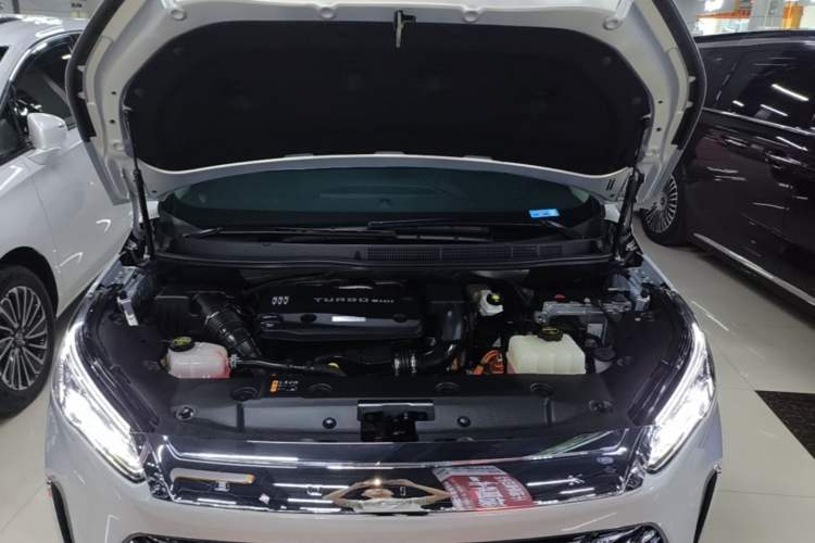 Used Buick GL8 New Energy 2025 Lu Shang Luxury Edition 7-Seater Engine Bay