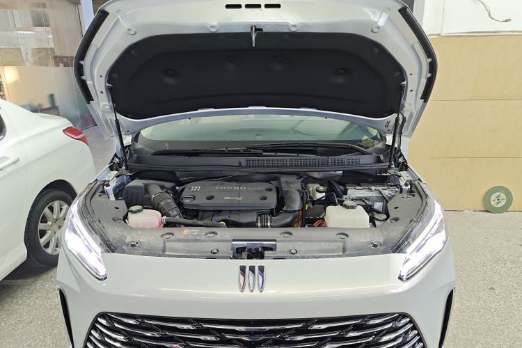 Used Buick GL8 New Energy 2025 Lu Shang Luxury Edition 7-Seater Engine Bay