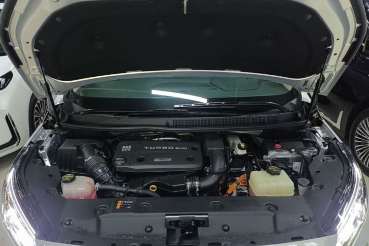 Used Buick GL8 New Energy 2025 Lu Shang Luxury Edition 7-Seater Engine Bay