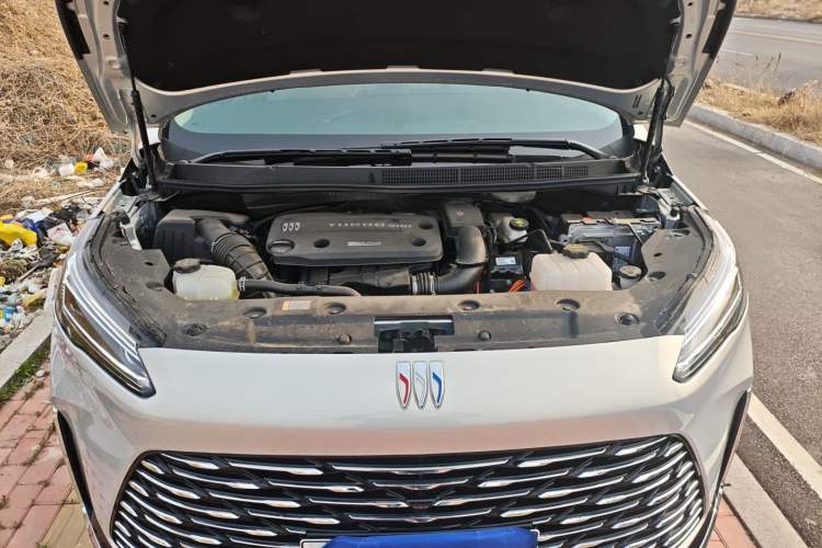 Used Buick GL8 New Energy 2025 Lu Shang Luxury Edition 7-Seater Engine Bay