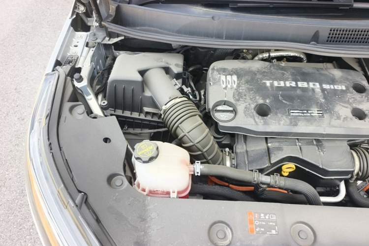 Used Buick GL8 New Energy 2025 Lu Shang Luxury Edition 7-Seater Engine Bay Right
