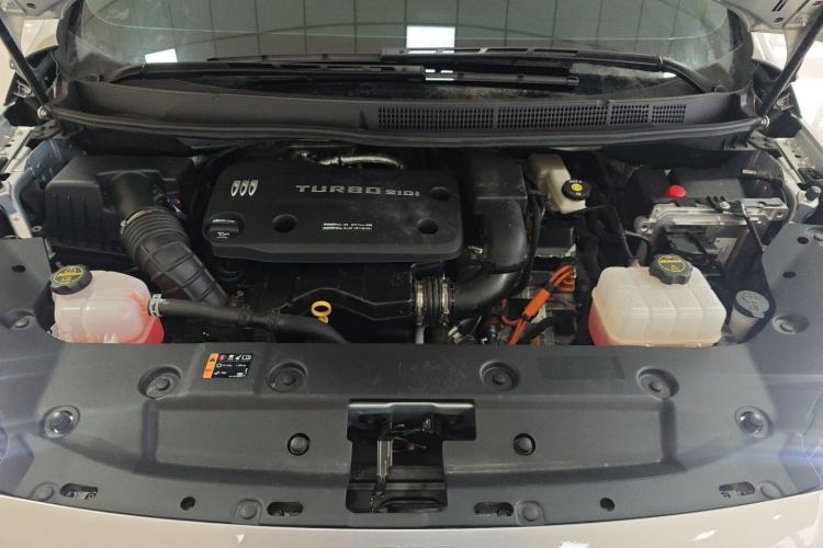 Used Buick GL8 New Energy 2025 Lu Shang Smart Enjoyment Edition 7-Seater Engine Bay