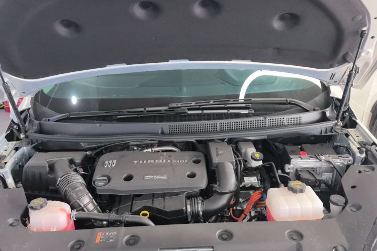 Used Buick GL8 New Energy 2025 Lu Shang Luxury Edition 7-Seater Engine Bay