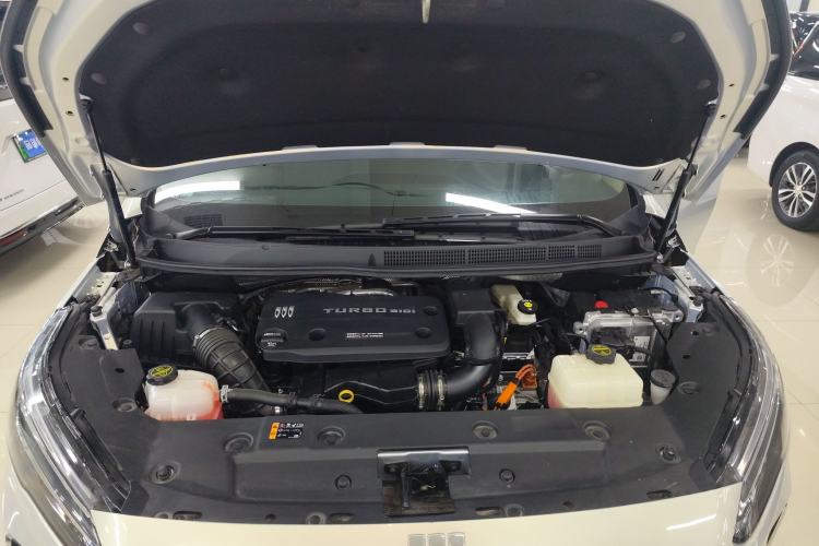 Used Buick GL8 New Energy 2025 Lu Shang Luxury Edition 7-Seater Engine Bay