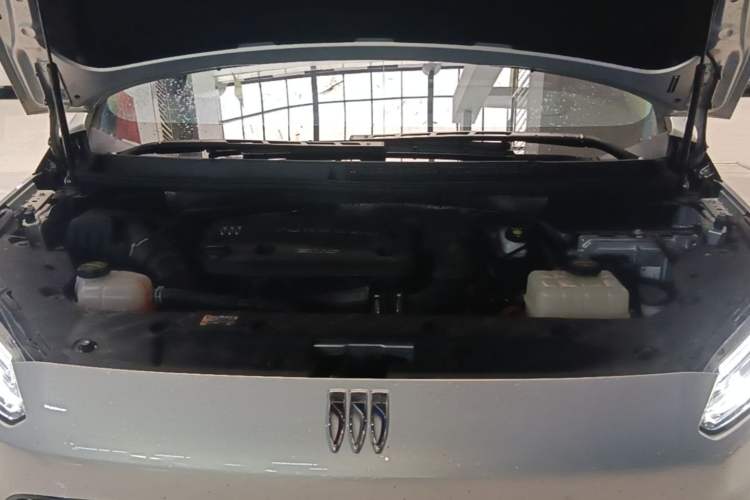Used Buick GL8 New Energy 2025 Lu Shang Luxury Edition 7-Seater Engine Bay