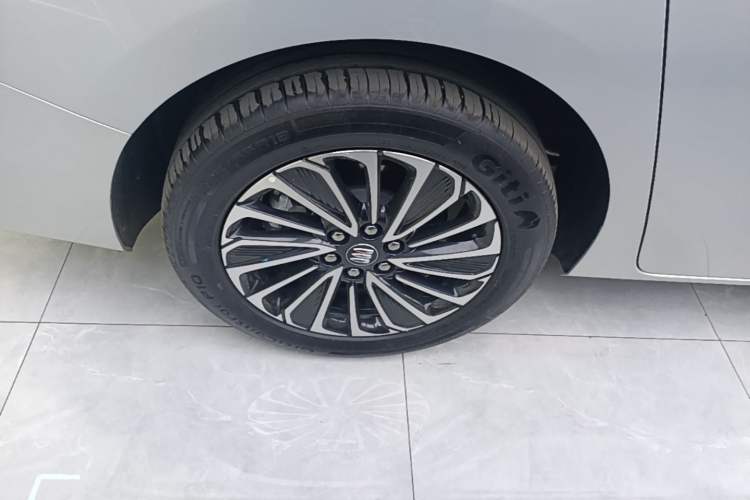Used Buick GL8 New Energy 2025 Lu Shang Luxury Edition 7-Seater Exterior 5