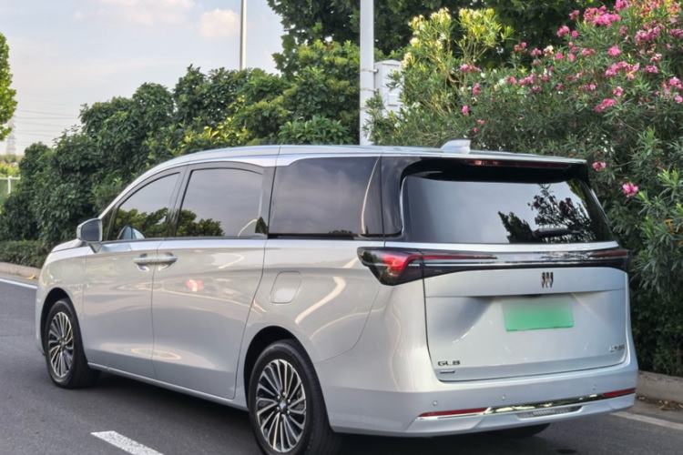 Used Buick GL8 New Energy 2025 Lu Shang Luxury Edition 7-Seater Exterior 8