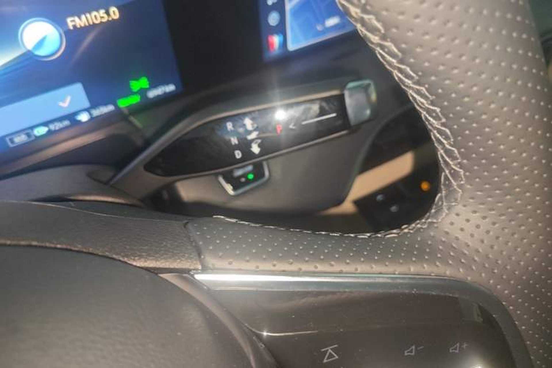 Used Buick GL8 New Energy 2025 Lu Shang Luxury Edition 7-Seater Gear Lever