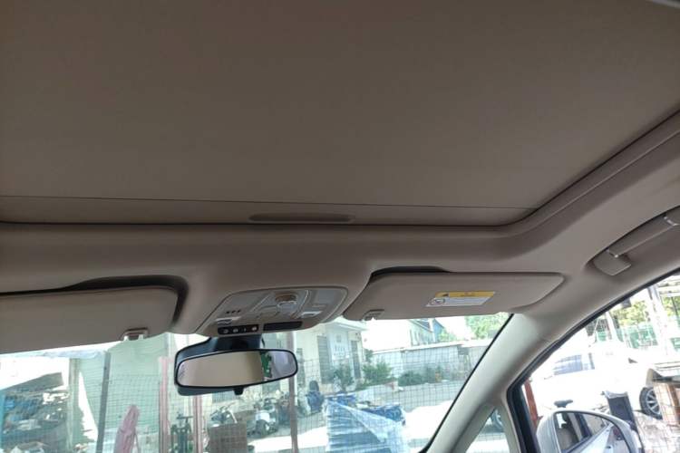 Used Buick GL8 New Energy 2025 Lu Shang Luxury Edition 7-Seater Headliner