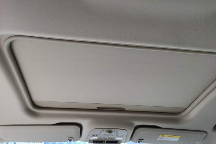 Used Buick GL8 New Energy 2025 Lu Shang Smart Enjoyment Edition 7-Seater Headliner