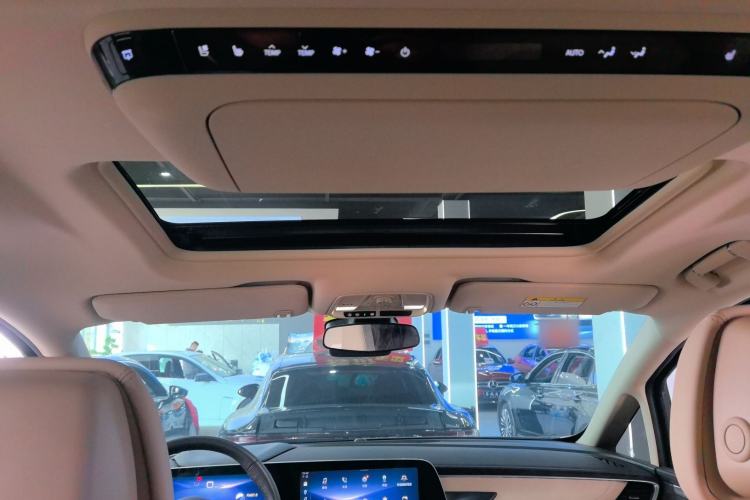 Used Buick GL8 New Energy 2025 Lu Shang Luxury Edition 7-Seater Headliner