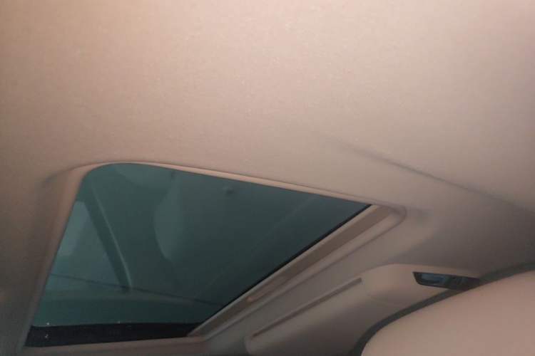 Used Buick GL8 New Energy 2025 Lu Shang Luxury Edition 7-Seater Headliner