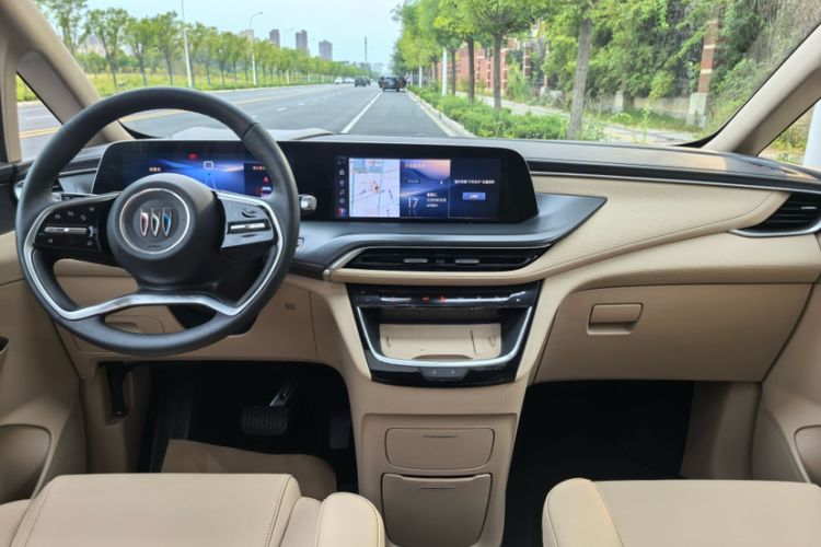 Used Buick GL8 New Energy 2025 Lu Shang Luxury Edition 7-Seater Interior 7