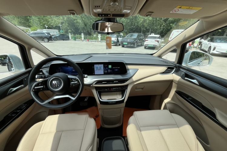 Used Buick GL8 New Energy 2025 Lu Shang Luxury Edition 7-Seater Interior 8