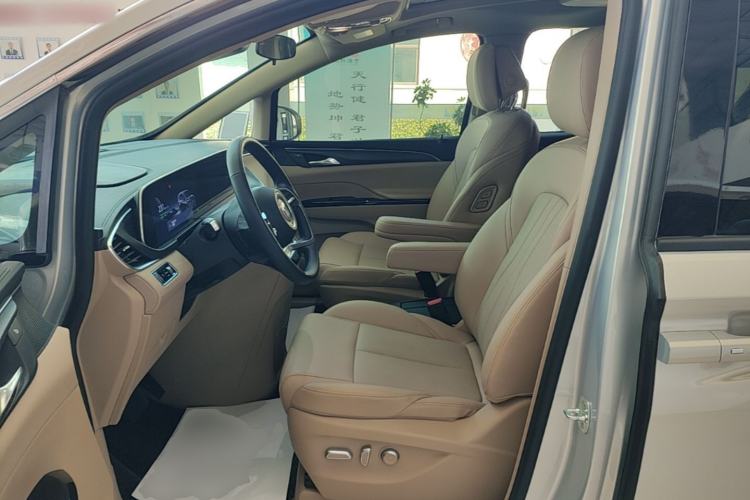 Used Buick GL8 New Energy 2025 Lu Shang Luxury Edition 7-Seater Left Front Seat
