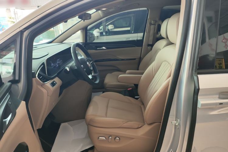 Used Buick GL8 New Energy 2025 Lu Shang Luxury Edition 7-Seater Left Front Seat