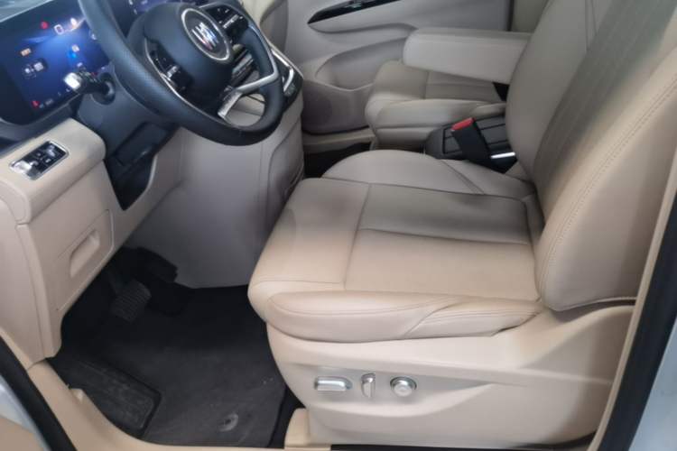 Used Buick GL8 New Energy 2025 Lu Shang Luxury Edition 7-Seater Left Front Seat