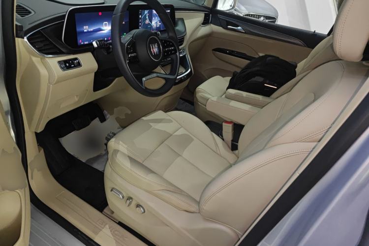 Used Buick GL8 New Energy 2025 Lushang First-Drive Edition 7-Seater Left Front Seat