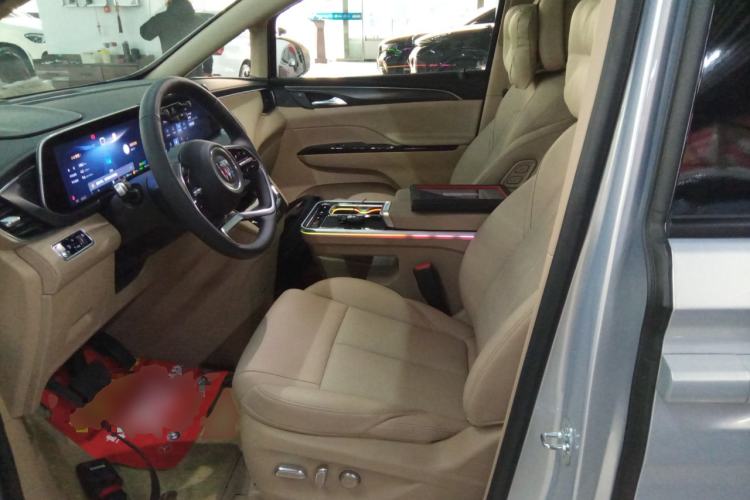 Used Buick GL8 New Energy 2025 Lu Shang Luxury Edition 7-Seater Left Front Seat