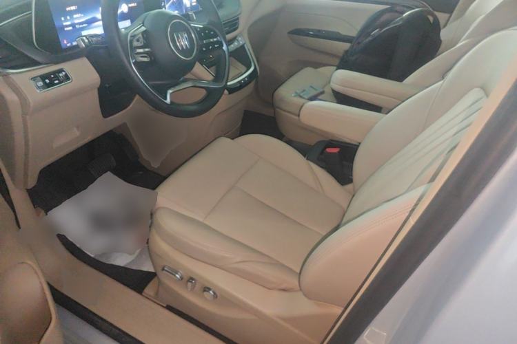 Used Buick GL8 New Energy 2025 Lu Shang Luxury Edition 7-Seater Left Front Seat