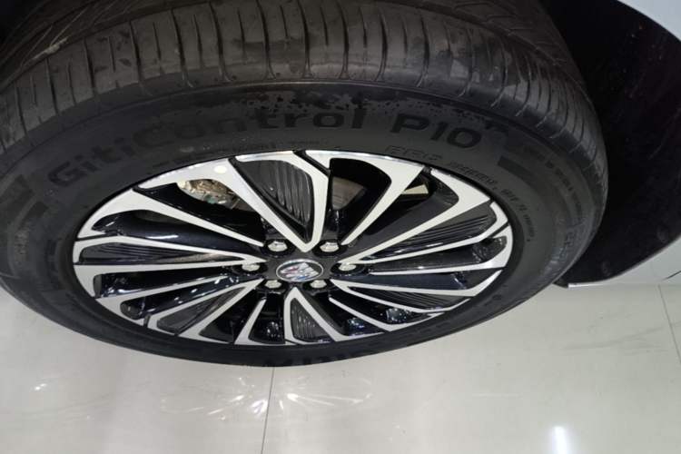 Used Buick GL8 New Energy 2025 Lu Shang Luxury Edition 7-Seater Left Front Wheel Hub