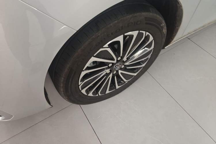 Used Buick GL8 New Energy 2025 Lu Shang Luxury Edition 7-Seater Left Front Wheel Hub