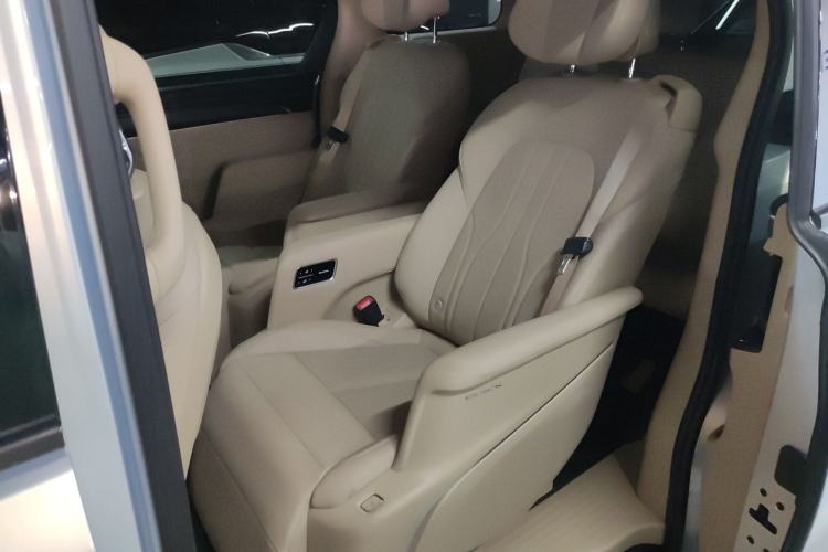 Used Buick GL8 New Energy 2025 Lu Shang Luxury Edition 7-Seater Left Rear Seat