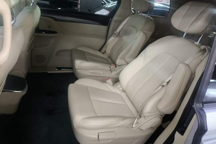 Used Buick GL8 New Energy 2025 Lu Shang Smart Enjoyment Edition 7-Seater Left Rear Seat