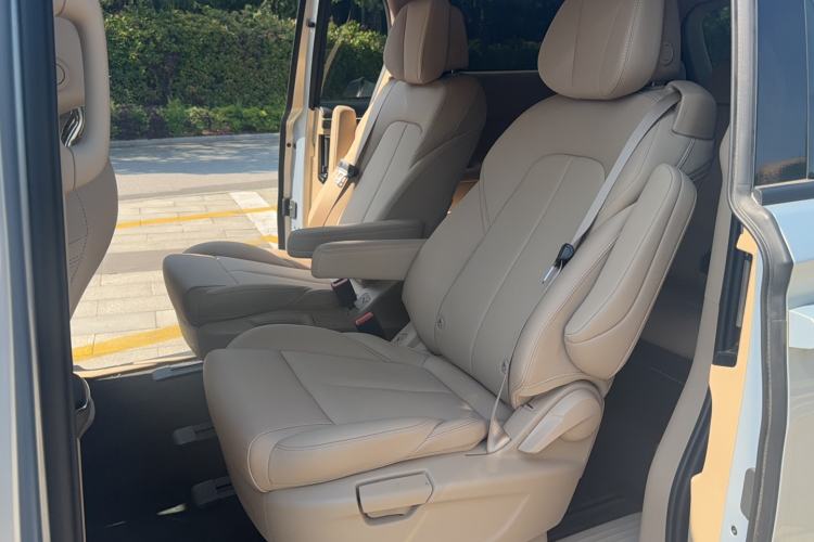 Used Buick GL8 New Energy 2025 Lu Shang Smart Enjoyment Edition 7-Seater Left Rear Seat