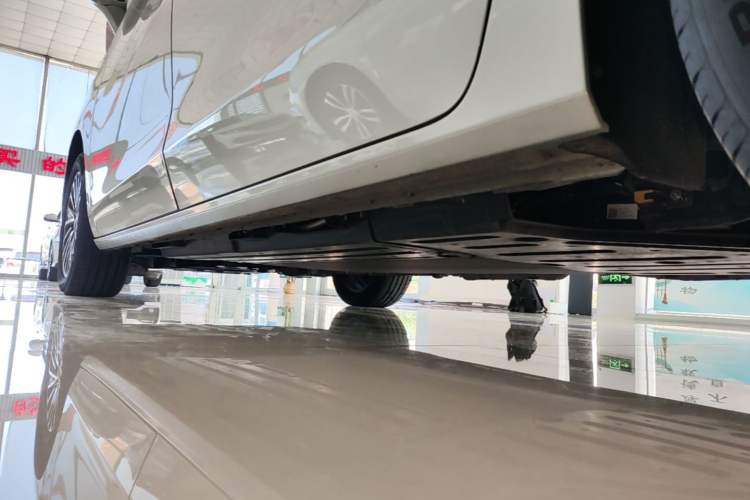 Used Buick GL8 New Energy 2025 Lu Shang Luxury Edition 7-Seater Left Side Sill