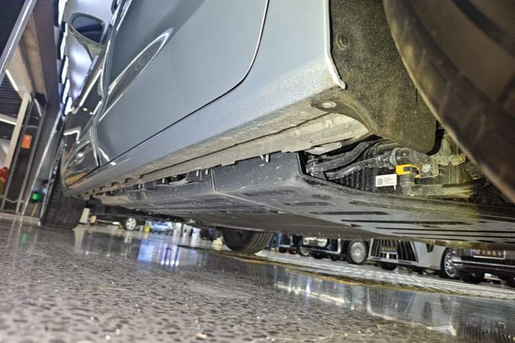 Used Buick GL8 New Energy 2025 Lu Shang Smart Enjoyment Edition 7-Seater Left Side Sill