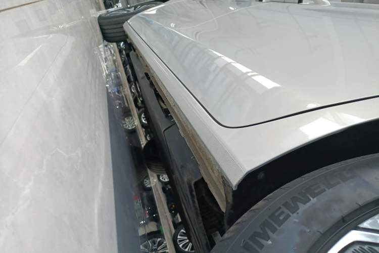 Used Buick GL8 New Energy 2025 Lu Shang Luxury Edition 7-Seater Left Side Sill