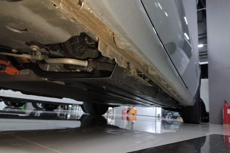 Used Buick GL8 New Energy 2025 Lu Shang Luxury Edition 7-Seater Left Side Sill