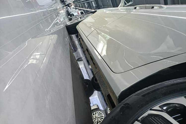 Used Buick GL8 New Energy 2025 Lu Shang Luxury Edition 7-Seater Left Side Sill