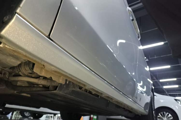 Used Buick GL8 New Energy 2025 Lu Shang Luxury Edition 7-Seater Left Side Sill