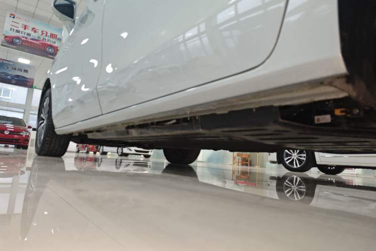 Used Buick GL8 New Energy 2025 Lu Shang Smart Enjoyment Edition 7-Seater Left Side Sill