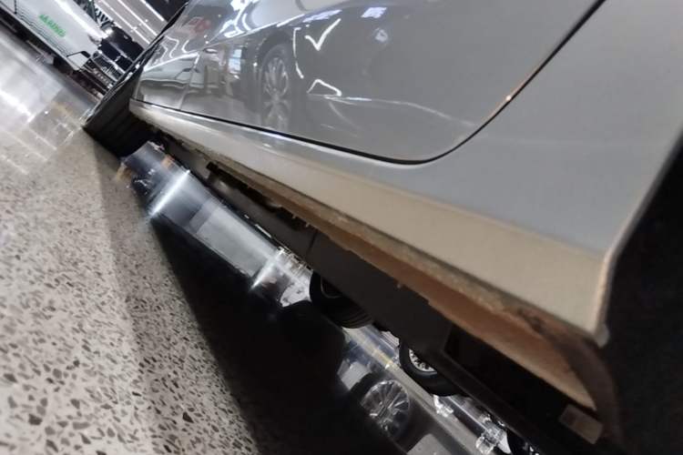 Used Buick GL8 New Energy 2025 Lu Shang Luxury Edition 7-Seater Left Side Sill