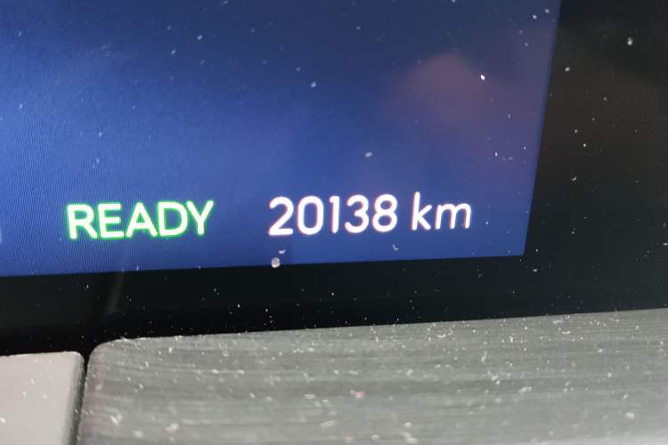 Used Buick GL8 New Energy 2025 Lu Shang Luxury Edition 7-Seater Odometer Close Up