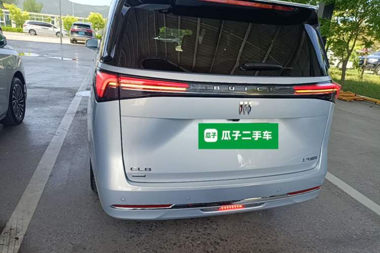 Used Buick GL8 New Energy 2025 Lu Shang Luxury Edition 7-Seater Rear
