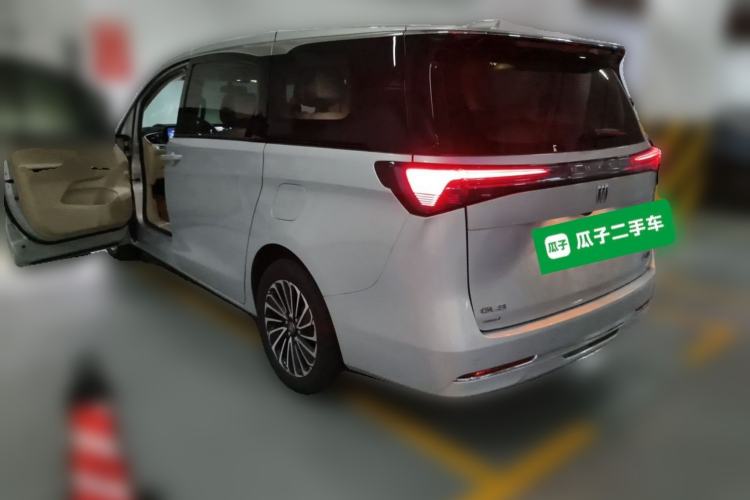 Used Buick GL8 New Energy 2025 Lushang First-Drive Edition 7-Seater Rear Left 45 Deg