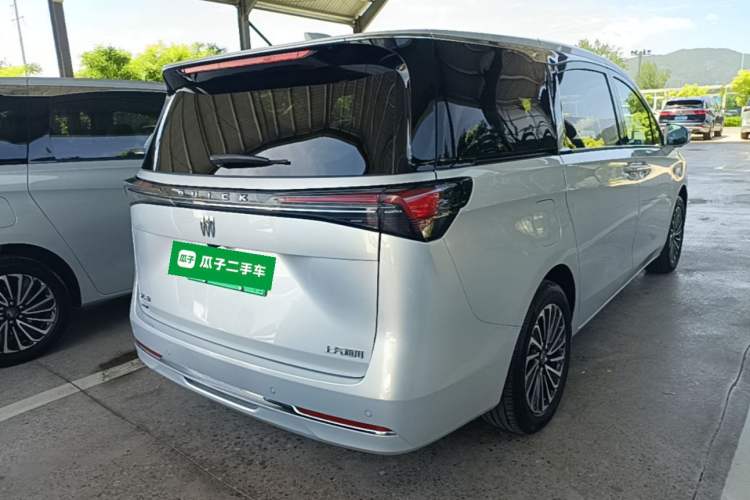 Used Buick GL8 New Energy 2025 Lu Shang Luxury Edition 7-Seater Rear Right 45 Deg