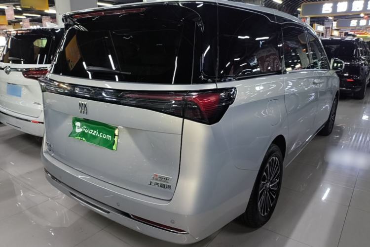 Used Buick GL8 New Energy 2025 Lu Shang Luxury Edition 7-Seater Rear Right 45 Deg