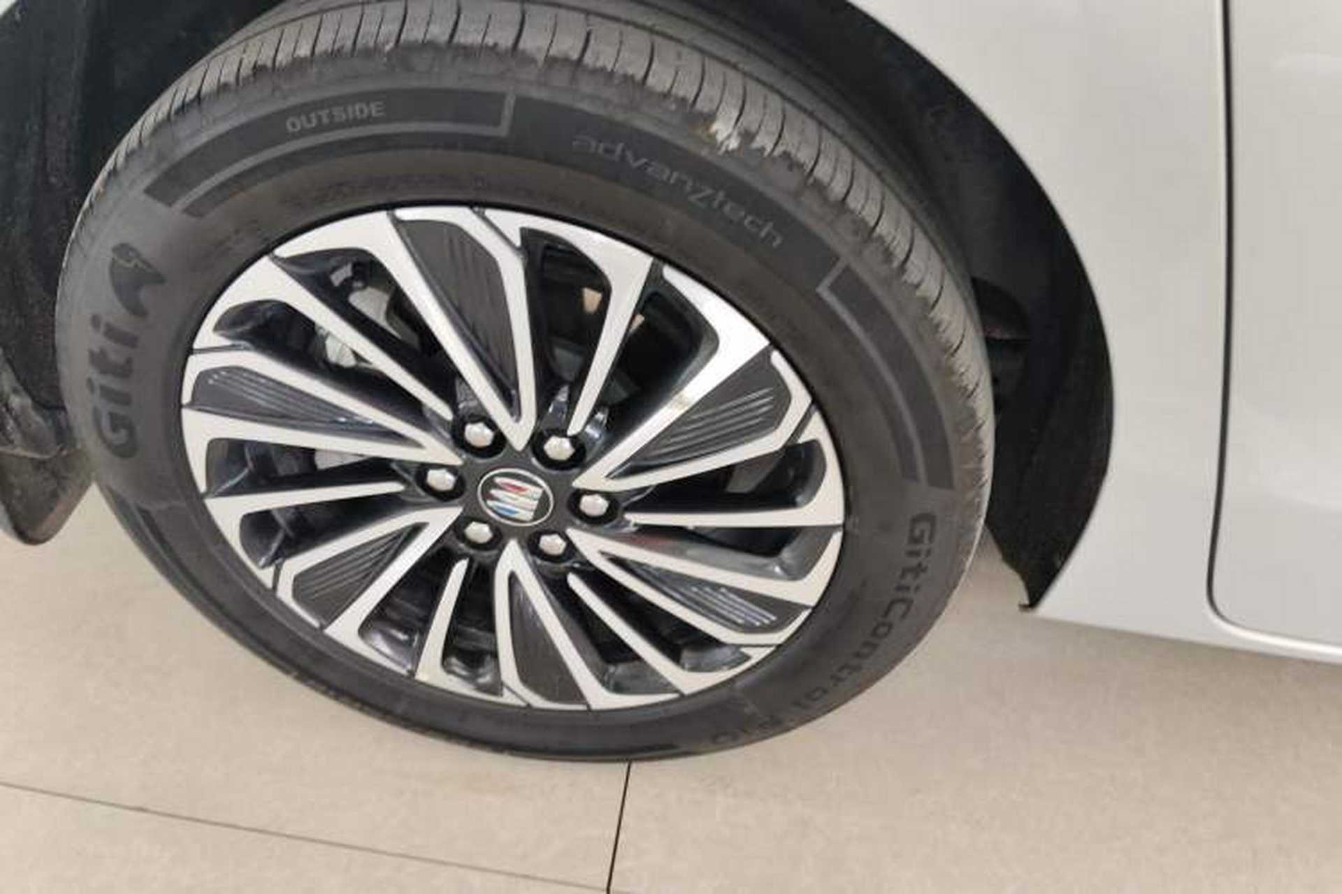 Used Buick GL8 New Energy 2025 Lu Shang Luxury Edition 7-Seater Right Rear Wheel Hub
