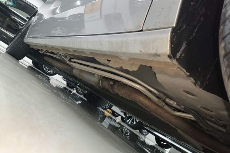 Used Buick GL8 New Energy 2025 Lu Shang Luxury Edition 7-Seater Right Side Sill