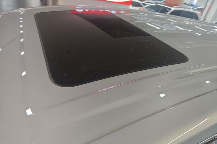 Used Buick GL8 New Energy 2025 Lu Shang Luxury Edition 7-Seater Roof