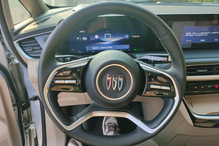 Used Buick GL8 New Energy 2025 Lu Shang Luxury Edition 7-Seater Steering Wheel