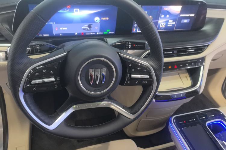 Used Buick GL8 New Energy 2025 Lu Shang Luxury Edition 7-Seater Steering Wheel