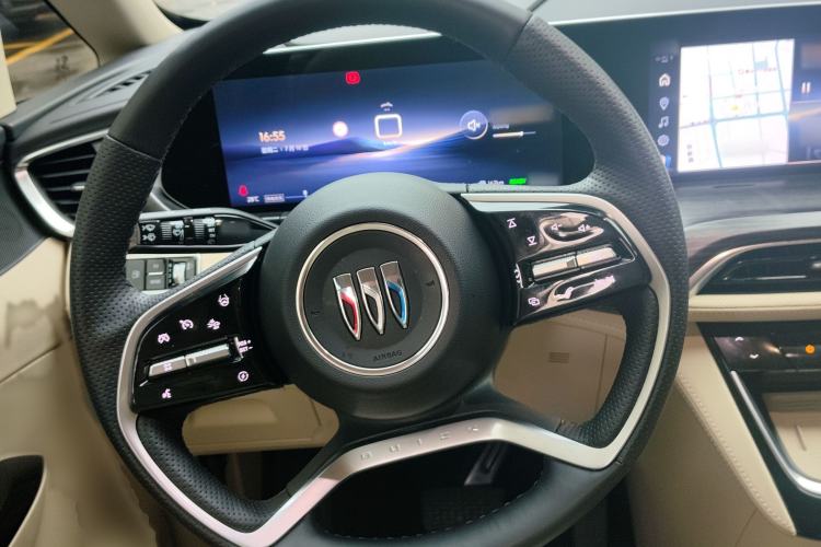 Used Buick GL8 New Energy 2025 Lu Shang Luxury Edition 7-Seater Steering Wheel