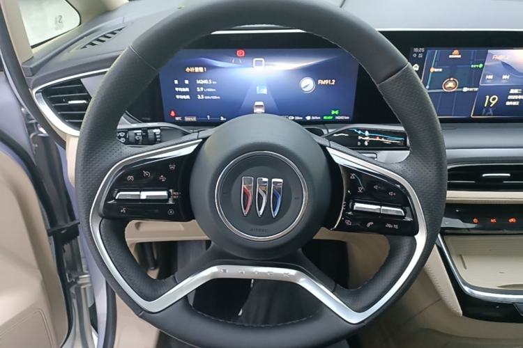 Used Buick GL8 New Energy 2025 Lu Shang Luxury Edition 7-Seater Steering Wheel